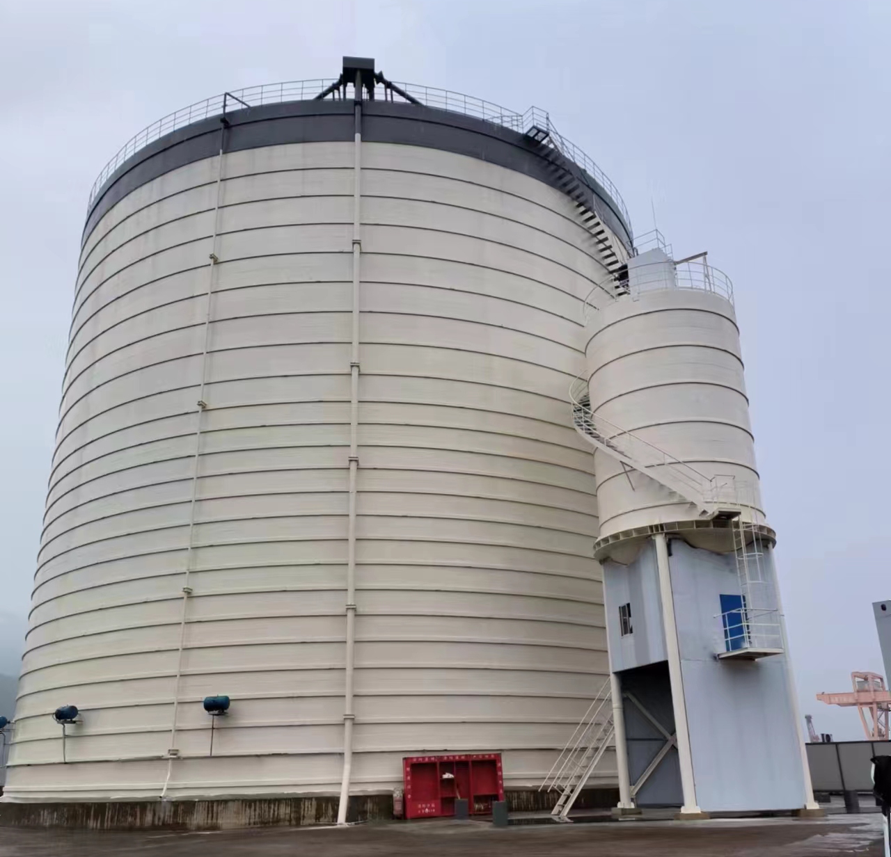 千家镇10万吨水泥钢板库